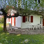 Maison Familiale Avec Jardin A Sare, Au Pied De La Rhune * Sare